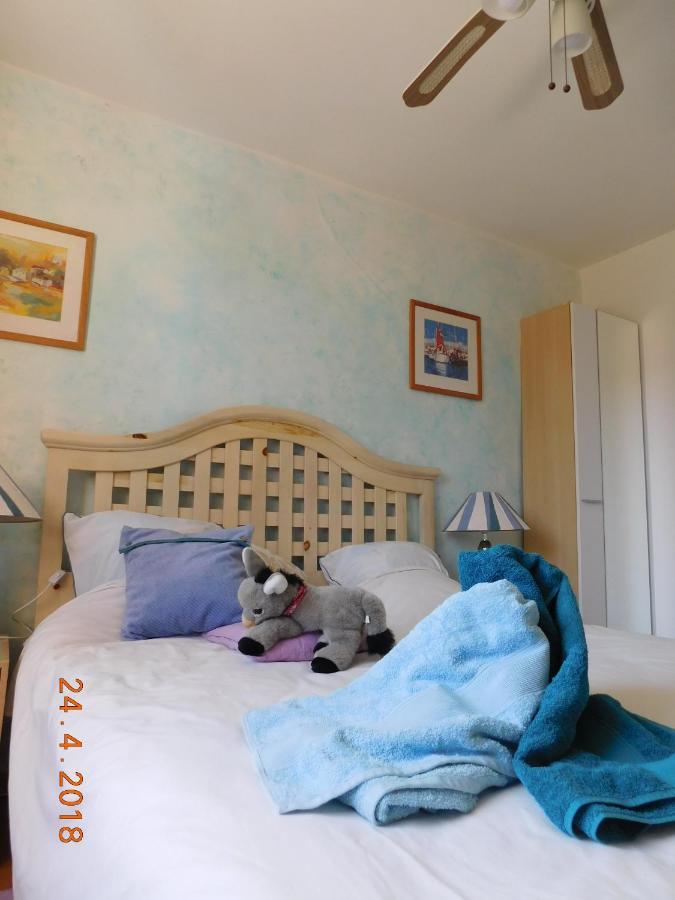 Chez Nous. B & B Bassy Экстерьер фото